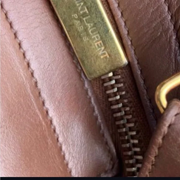 Yves Saint Laurent Brown Leather Y-Cabas bag with Gold Hardware - Picture 4 of 10